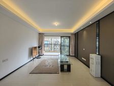 龙光玖珑臺 4房2厅105万