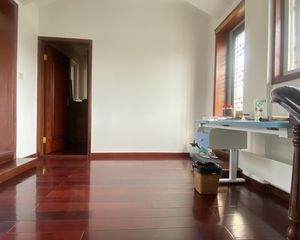 江南春晓4室2厅3卫南朝向328.0万元/套出售
