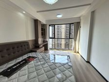 五一广场附近东辰心语 精装三房 楼层好 视野无遮挡