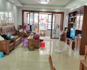 保利爱琴海 4房2厅130万