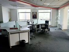 万泰国际,静安乌鲁木齐路,高区半层低价出售,三梯四户独立内卫