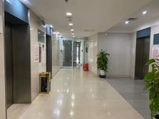 白石桥地铁站 主语国际紧邻国兴大厦 户型方正 交通便利 高层