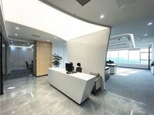 朝阳门商圈 泛利大厦 精装修带家具 高区正对电梯 特价出租