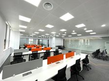 国贸商圈 郎园 临世茂大厦 高区出租 拎包入住