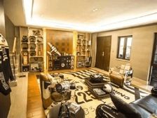 低于市场价50万,带花园双车位,半岛一号,精装美墅 中心区