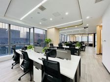 环球港+免服务费+精装带家具+双面采光+三轨交汇+高区视野好