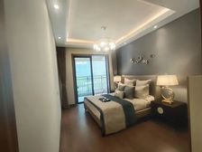 滨河新区 央企 现房别墅 仅需235万 使用面积400平