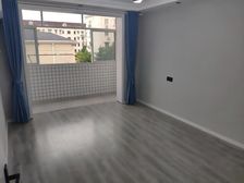 中层采光好,出行方便,位置安静,近地铁口200米,看房有钥匙