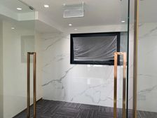 实拍真房源!北四环!紫光发展大厦!精装带家具办公室!