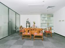出租洛克时代写字楼 250.35平 精装修可看房