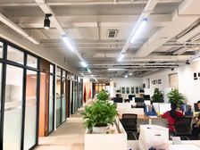 北四环 精装修 带家具 户型方正 随时看房 双地铁