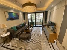 123平4房 送车位 近当湖 箱包城 枫叶公园 泛华东福城