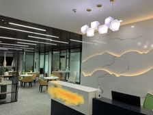 华贸大厦 大量精装带家具写字楼出租 各种面积均有 单价50起