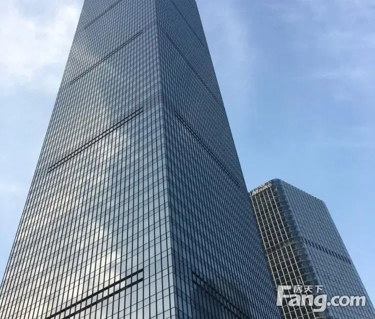 国瑞西安金融中心写字楼出售,总裁特批房,仅1套,单价17500,一手可按揭
