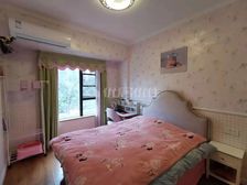 电梯洋房 龙盘湖世纪山水129平3房2卫 客厅带阳台90万