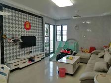常平站香港城四房出售,精装修,看花园