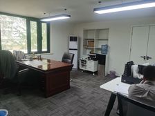 1200Z㎡独栋写字楼有独立可明火(煤气罐)经营培训