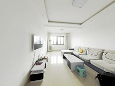 地铁口的精装三房,南北通采光充足。