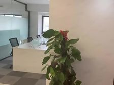 使用率高丨特价出租丨凯旋城丨精装修带家具丨地铁采光好