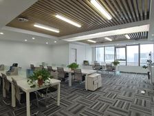 专车接送 高新新天地 260平4+1精装带家具好招聘自控空调