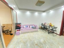 地铁口150米!两房一厅!送12平天井!送10万精装修!急卖