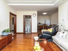 正南陆家嘴锦绣里3室2厅精装修