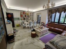 地铁口 次新社区 欧式精装三房两卫双阳台 带中央空调保持很新