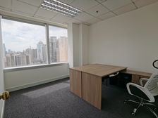 区庄淘金 电梯口南向 172方有装修带家具 租金可谈