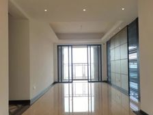 合景誉山国际 南向 4房 中层 包税 送车位 价格可谈