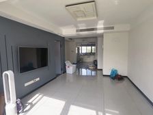 房东全家连夜搬空!只为看房方便!送20万精装修!拎包入住!