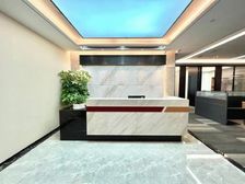 卓.越城358平米 急租25000!无条件免租2个月!8加1