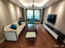 徐汇公园道二期 飞机户型南北通大三房 带产权车位 高品质小区