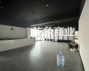 万柳亿城中心全额各付各税 两整层2550平带18个车位