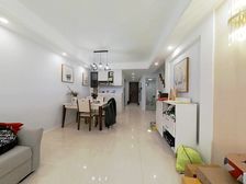 中航樾公馆,有个买断车位保养佳 45万装修,业主诚售,可谈