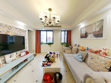 金益二村新上双南2房2厅小户型,厅东边套全明全亮,可停车。