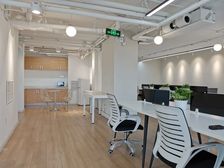 10+4号线 银网中心 150平米 东南 海淀精装小户型