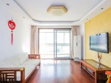近地铁04年品质小区,电梯中间层,双南两房厅朝南,采光好
