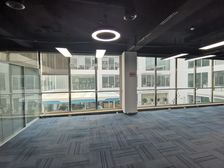 上地西二旗 上地四街一号院丨220平丨南向丨精装修 带工位