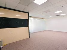 富力国际 大量精装带家具写字楼出租 各种面积均有 单价45起