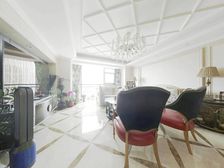 中铁青岛心中,精装修70年住宅产权 ,保养的好