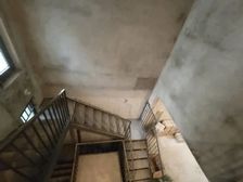 浦东临港保利蔚蓝林语 南向四室毛坯 满五住宅