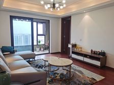 金成云庭旁 地铁处 新世界旁 南北向精装修 视野无遮挡