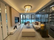 经开区现房 单价11XXX买湖景房 环境优美可打高尔夫