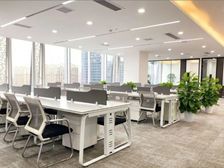 京城 大望路 金地中心 精装修带家具 正对电梯间 华贸中心