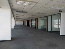 北四环,北辰时代大厦,正对电梯696平,精装修采光佳