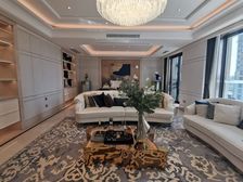 象湖畔政治中心,临山靠水豪华庭院,一梯一户8000元豪装标准