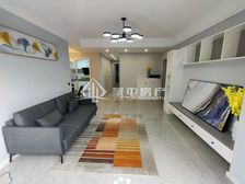 地铁口 四付晓 电梯欧式精装四房 提包入住 南北双阳台户型