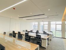 实拍 市政府旁 景色超美 精装276平带家具 直接拎包办公