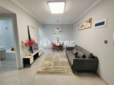 奥体商圈 次新社区 电梯高层 全新精装三房 提包入住 不沿街