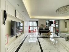 横向大客厅,全明户型带产权车位,楼层高位置好,采光充足,急售